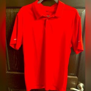 Nike Men’s golf shirt.